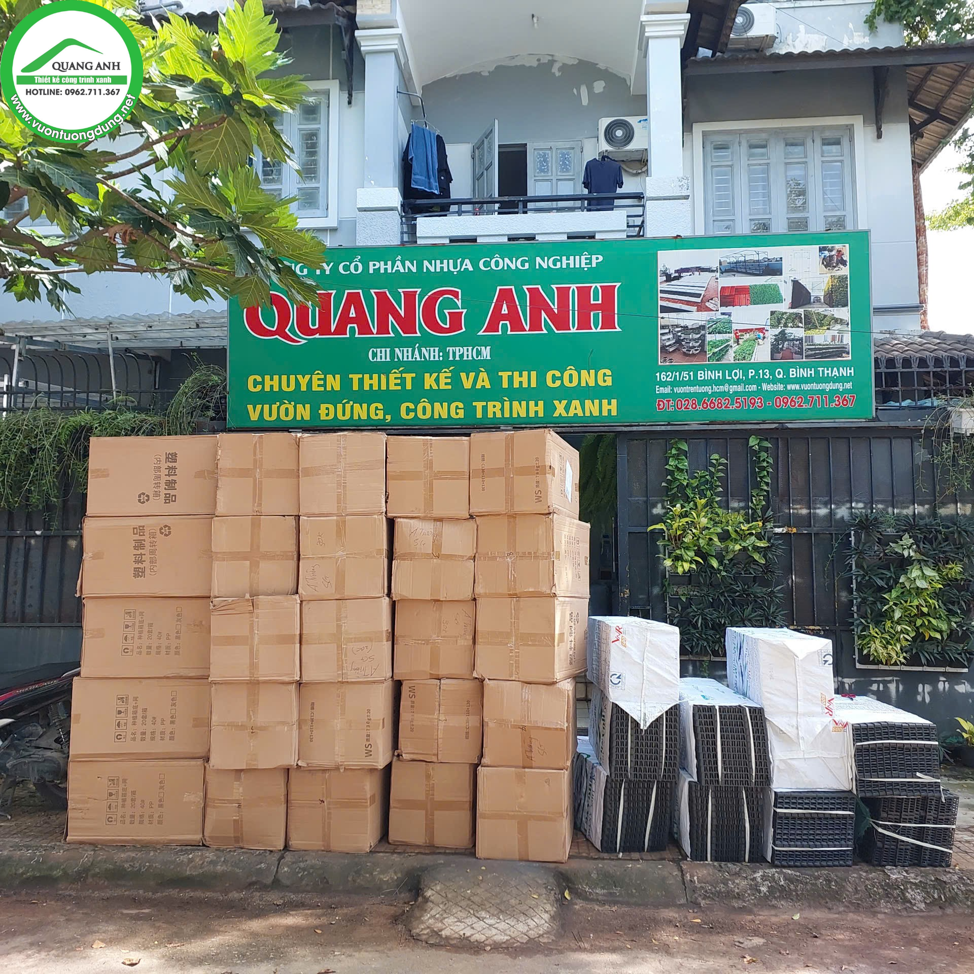 Dịch vụ thi công lắp đặt vườn tường đứng và vườn rau uy tín tại TP HCM.